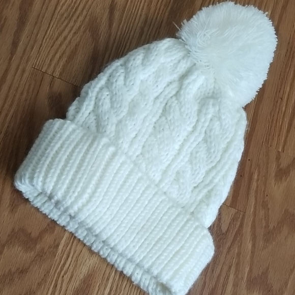 Man of Aran beanie - Picture 3 of 5